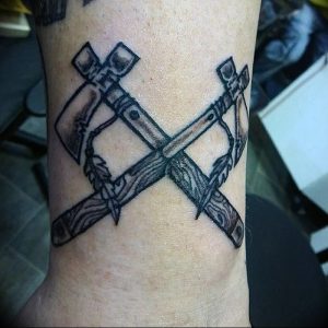 фото тату оружие от 05.09.2017 №126 - tattoo weapons - tattoo-photo.ru