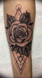 фото тату роза от 30.09.2017 №043 - rose tattoo - tattoo-photo.ru