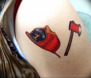 фото тату топор от 26.09.2017 №045 - tattoo ax - tattoo-photo.ru