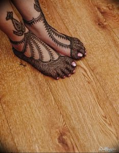 фото Мехенди на ноге от 24.10.2017 №007 - Mehendi on foot - tattoo-photo.ru