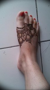 фото Мехенди на ноге от 24.10.2017 №018 - Mehendi on foot - tattoo-photo.ru