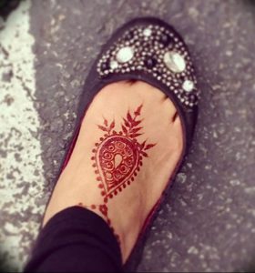фото Мехенди на ноге от 24.10.2017 №051 - Mehendi on foot - tattoo-photo.ru