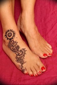 фото Мехенди на ноге от 24.10.2017 №060 - Mehendi on foot - tattoo-photo.ru