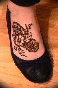 фото Мехенди на ноге от 24.10.2017 №145 - Mehendi on foot - tattoo-photo.ru