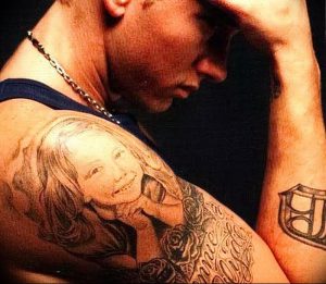 фото Тату Эминема от 13.10.2017 №038 - Eminem Tattoo - tatufoto.com
