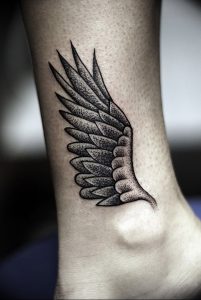фото тату Крылья Гермеса от 21.10.2017 №004 - tattoo Wings of Hermes - tattoo-photo.ru