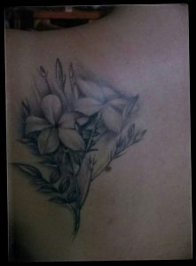 фото тату жасмин от 18.10.2017 №044 - tattoo jasmine - tattoo-photo.ru