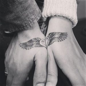 фото тату Крылья от 04.12.2017 №053 - Tattoo Wings - tattoo-photo.ru