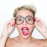 фото Тату Майли Сайрус от 05.12.2017 №008 - Miley Cyrus Tattoo - tattoo-photo.ru