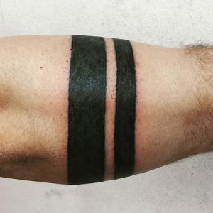 фото тату с полосой от 05.12.2017 №032 - tattoo with stripe - tattoo-photo.ru