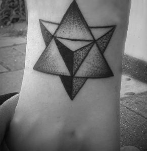 фото тату геометрические фигуры от 25.12.2017 №023 - tattoo geometric - tattoo-photo.ru