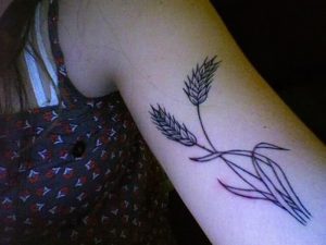 фото тату колос пшеницы от 27.12.2017 №047 - tattoos ear of wheat - tattoo-photo.ru