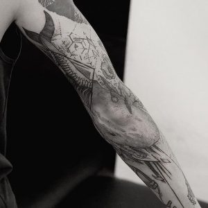 фото тату рыба кит от 07.12.2017 №054 - fish whale tattoo - tattoo-photo.ru