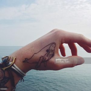 фото тату рыба кит от 07.12.2017 №062 - fish whale tattoo - tattoo-photo.ru 3734537345