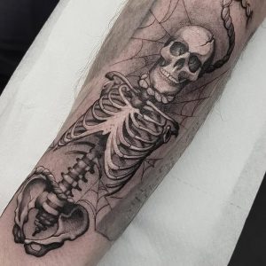 фото тату скелет от 28.12.2017 №017 - tattoo skeleton - tattoo-photo.ru