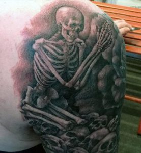 фото тату скелет от 28.12.2017 №063 - tattoo skeleton - tattoo-photo.ru