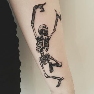 фото тату скелет от 28.12.2017 №074 - tattoo skeleton - tattoo-photo.ru