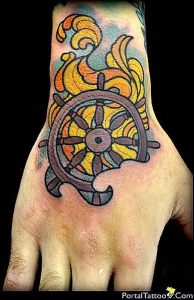 фото тату штурвал от 09.12.2017 №008 - tattoo steering wheel - tattoo-photo.ru