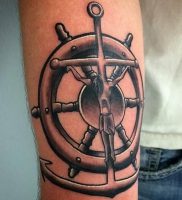 фото тату штурвал от 09.12.2017 №085 — tattoo steering wheel — tattoo-photo.ru