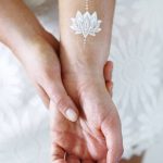 фото Белые тату от 19.02.2018 №006 - White Tattoo - tattoo-photo.ru