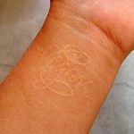 фото Белые тату от 19.02.2018 №068 - White Tattoo - tattoo-photo.ru