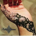 фото мехенди на руке от 10.03.2018 №047 - mehendi on hand - tattoo-photo.ru