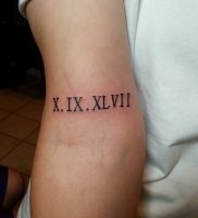 фото тату Римские цифры от 27.02.2018 №118 — tattoos Roman numerals — tattoo-photo.ru