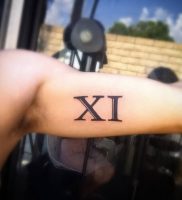 фото тату Римские цифры от 27.02.2018 №120 — tattoos Roman numerals — tattoo-photo.ru