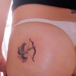 фото тату на ягодицах от 13.03.2018 №027 - tattoos on the buttocks - tattoo-photo.ru