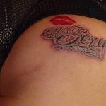 фото тату на ягодицах от 13.03.2018 №029 - tattoos on the buttocks - tattoo-photo.ru