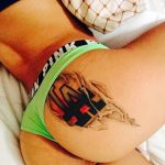 фото тату на ягодицах от 13.03.2018 №054 - tattoos on the buttocks - tattoo-photo.ru