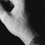 фото Белые тату от 19.02.2018 №164 - White Tattoo - tattoo-photo.ru