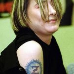 фото Тату Земфиры от 20.02.2018 №037 - Tattoos of Zemfira - tattoo-photo.ru