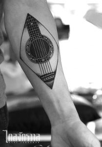 фото музыкальные тату от 08.03.2018 №010 - Musical Tattoos - tattoo-photo.ru