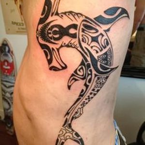 фото тату Акула молот от 23.01.2018 №009 - Tattoo Shark Hammer - tattoo-photo.ru
