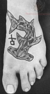 фото тату Акула молот от 23.01.2018 №016 - Tattoo Shark Hammer - tattoo-photo.ru