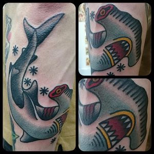 фото тату Акула молот от 23.01.2018 №090 - Tattoo Shark Hammer - tattoo-photo.ru