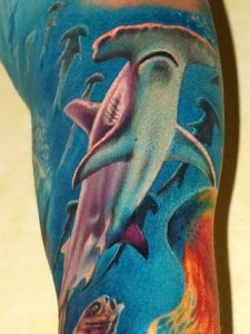 фото тату Акула молот от 23.01.2018 №098 - Tattoo Shark Hammer - tattoo-photo.ru