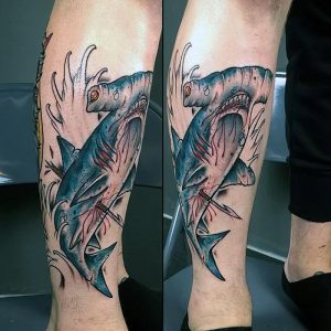 фото тату Акула молот от 23.01.2018 №110 - Tattoo Shark Hammer - tattoo-photo.ru