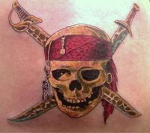 фото тату Веселый Роджер от 03.01.2018 №030 - tattoo Jolly Roger - tattoo-photo.ru