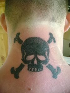 фото тату Веселый Роджер от 03.01.2018 №053 - tattoo Jolly Roger - tattoo-photo.ru