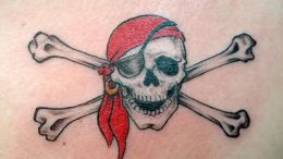 фото тату Веселый Роджер от 03.01.2018 №070 - tattoo Jolly Roger - tattoo-photo.ru