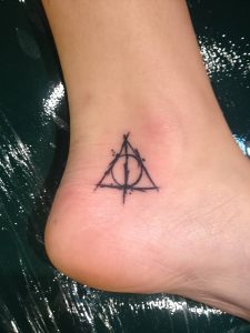 фото тату Дары Смерти от 20.02.2018 №063 - Deathly Tattoo - tattoo-photo.ru