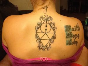 фото тату Дары Смерти от 20.02.2018 №088 - Deathly Tattoo - tattoo-photo.ru