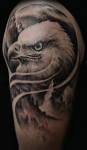 фото тату Орел от 10.03.2018 №116 - tattoo eagle - tattoo-photo.ru