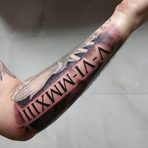 фото тату Римские цифры от 27.02.2018 №019 - tattoos Roman numerals - tattoo-photo.ru