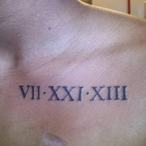 фото тату Римские цифры от 27.02.2018 №032 - tattoos Roman numerals - tattoo-photo.ru
