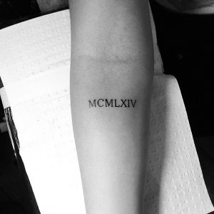 фото тату Римские цифры от 27.02.2018 №117 - tattoos Roman numerals - tattoo-photo.ru