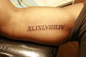фото тату Римские цифры от 27.02.2018 №142 - tattoos Roman numerals - tattoo-photo.ru