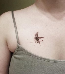 фото тату Сойка Пересмешница от 03.01.2018 №024 - Tattoo MOCKINGJAY - tattoo-photo.ru
